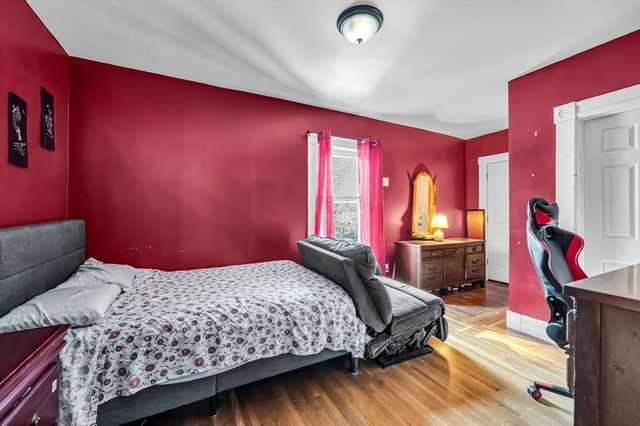 166 Westminster St, Springfield, MA 01109