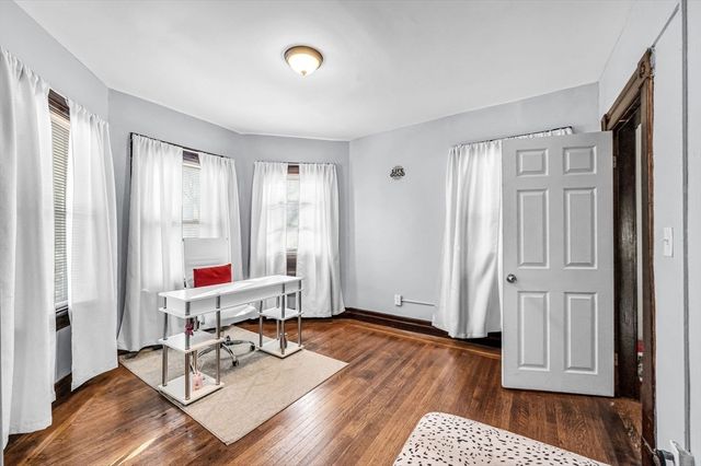 166 Westminster St, Springfield, MA 01109