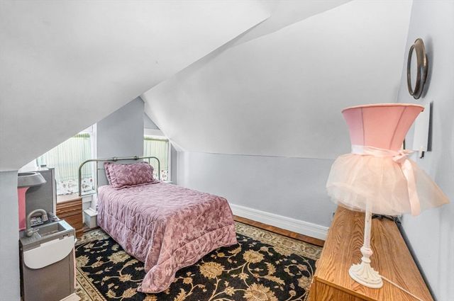 166 Westminster St, Springfield, MA 01109