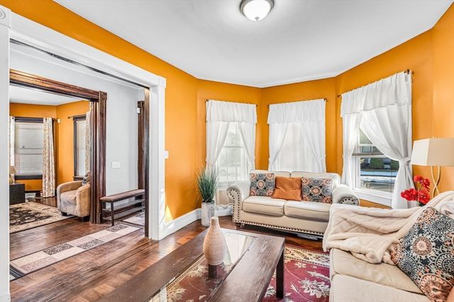 166 Westminster St, Springfield, MA 01109