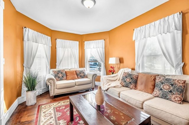 166 Westminster St, Springfield, MA 01109