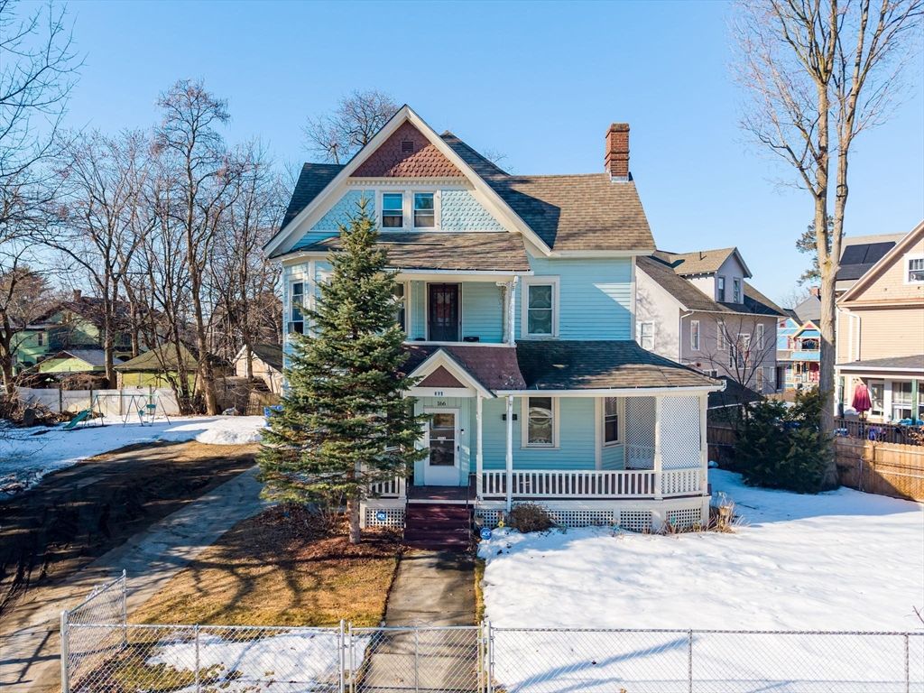 166 Westminster St, Springfield, MA 01109