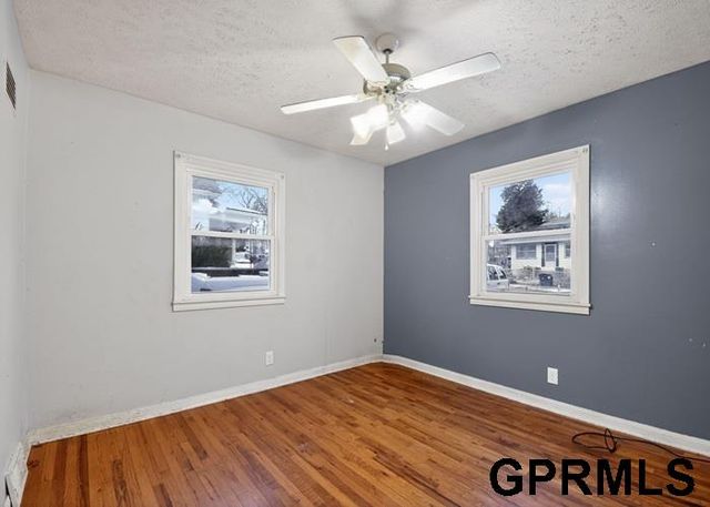 3927 Gold Street, Omaha, NE 68105