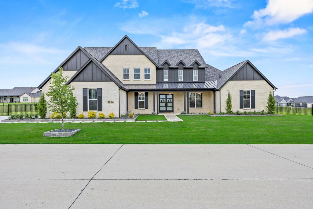 1914 Mann Parkway, Celina, TX 75009