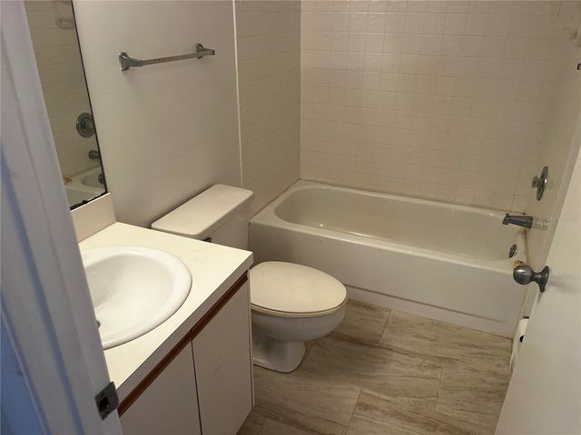 800 COVE CAY DRIVE 3F, Clearwater, FL 33760