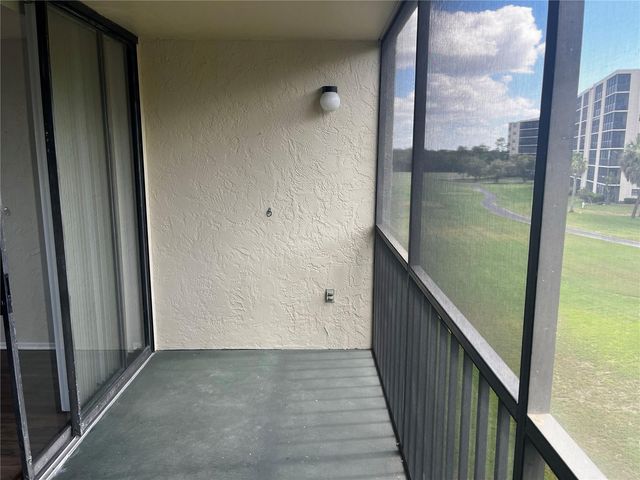 800 COVE CAY DRIVE 3F, Clearwater, FL 33760