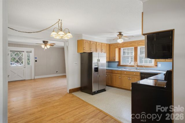 636 NC 16 Highway N, Taylorsville, NC 28681