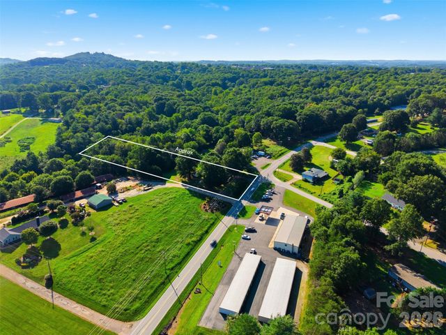 636 NC 16 Highway N, Taylorsville, NC 28681