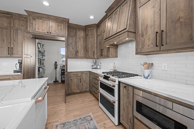 208 Ann Avenue, Riverdale, IA 52722