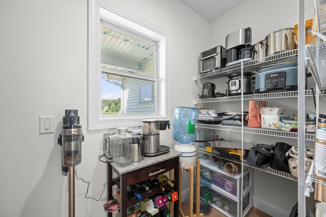 208 Ann Avenue, Riverdale, IA 52722