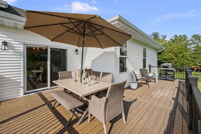 208 Ann Avenue, Riverdale, IA 52722