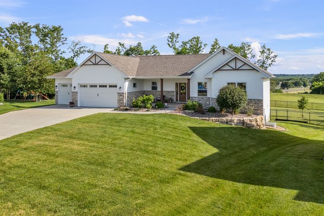 208 Ann Avenue, Riverdale, IA 52722