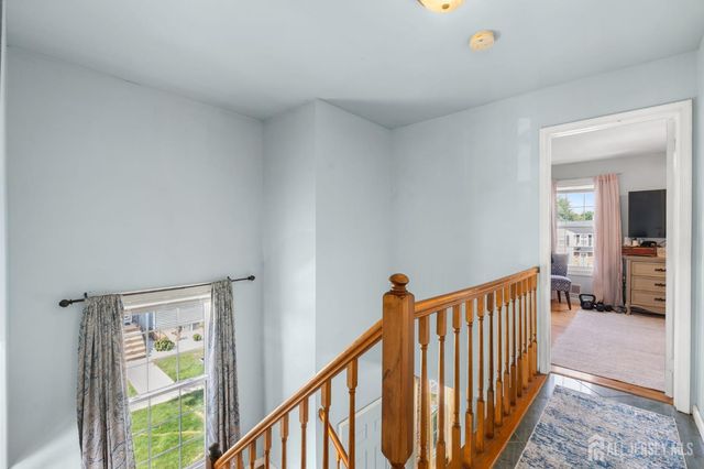 23 Gwizdak Court, Sayreville, NJ 08872