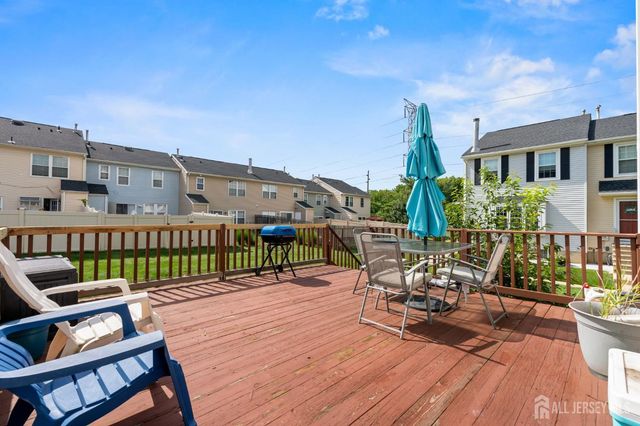 23 Gwizdak Court, Sayreville, NJ 08872