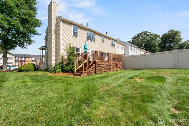 23 Gwizdak Court, Sayreville, NJ 08872