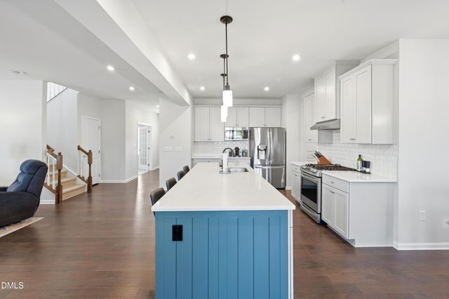 2904 Landon Oaks Court, New Hill, NC 27562