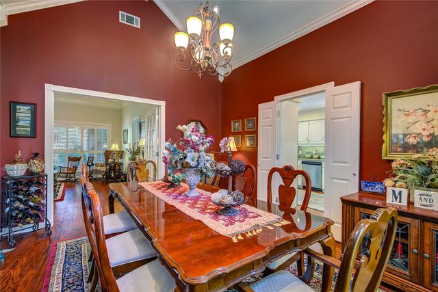 804 River Oaks Drive, Greenville, TX 75402