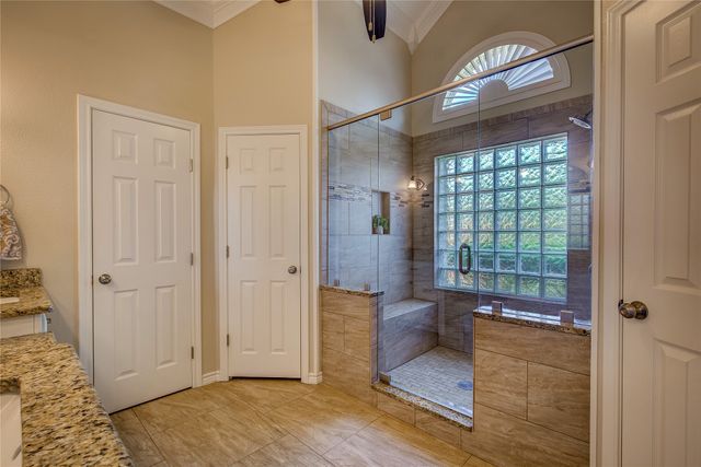 804 River Oaks Drive, Greenville, TX 75402