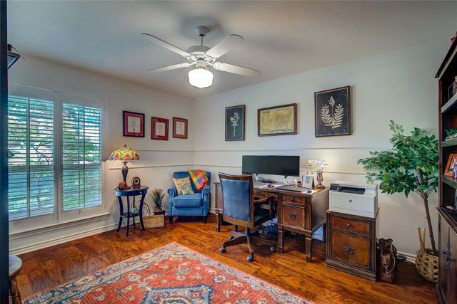 804 River Oaks Drive, Greenville, TX 75402