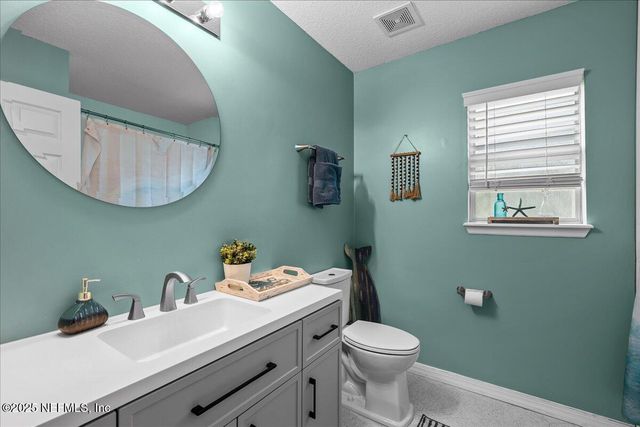 628 MISTY MORNING Court, Jacksonville, FL 32218