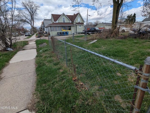 1601 Nevada Street, Toledo, OH 43605