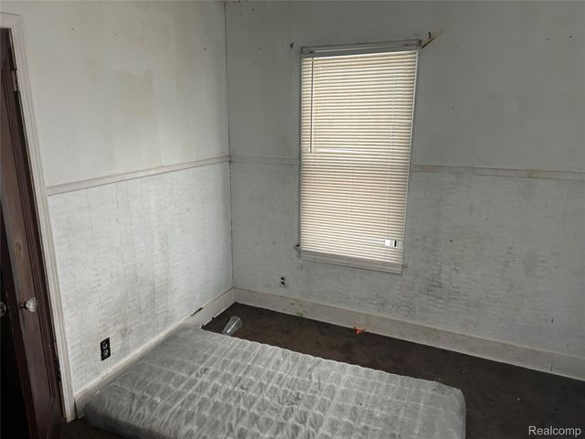 11731 Washburn Street, Detroit, MI 48204