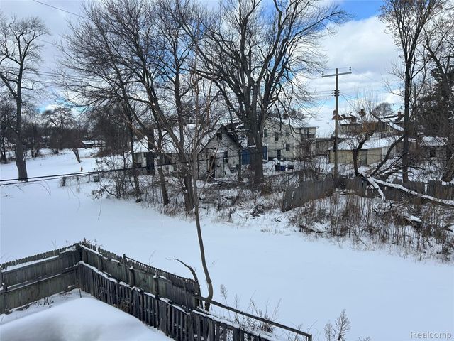 11731 Washburn Street, Detroit, MI 48204