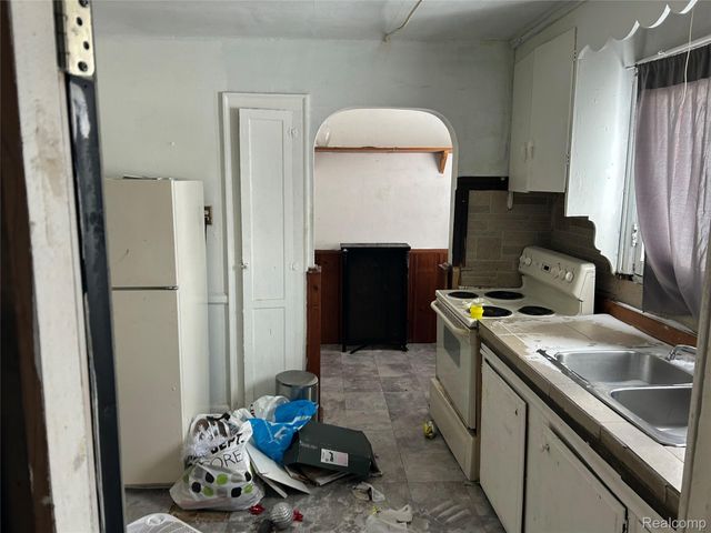 11731 Washburn Street, Detroit, MI 48204