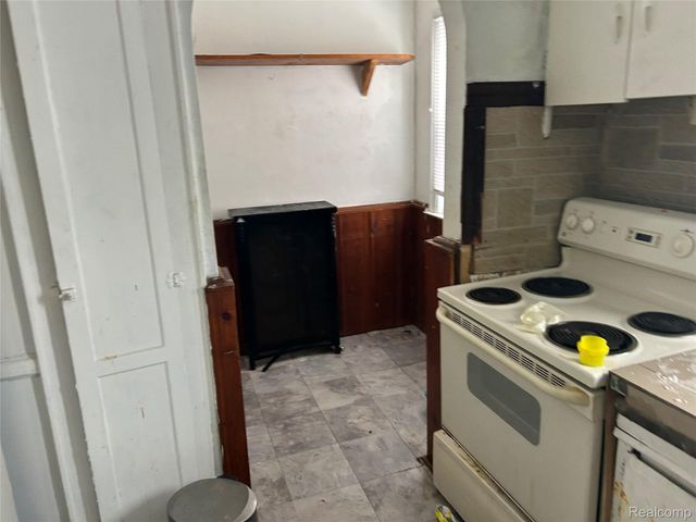 11731 Washburn Street, Detroit, MI 48204