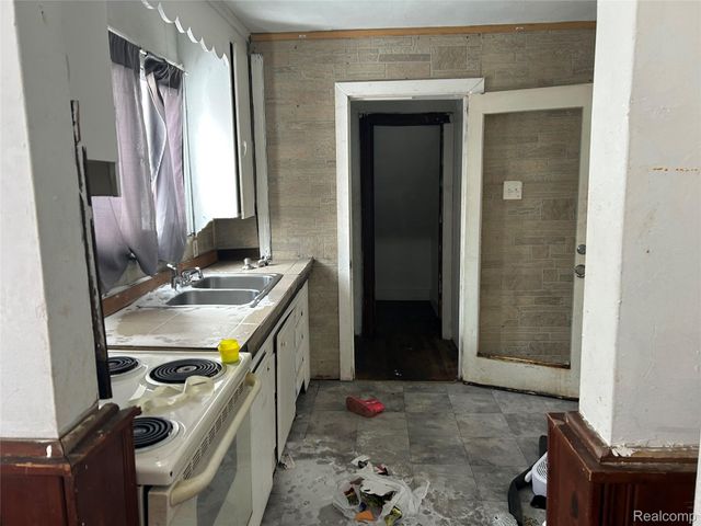 11731 Washburn Street, Detroit, MI 48204