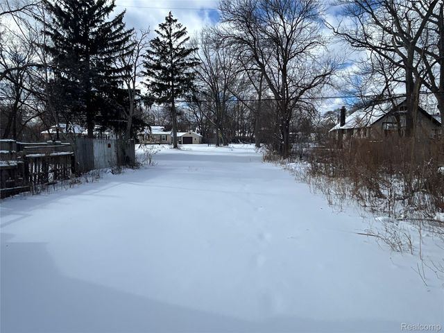 11731 Washburn Street, Detroit, MI 48204