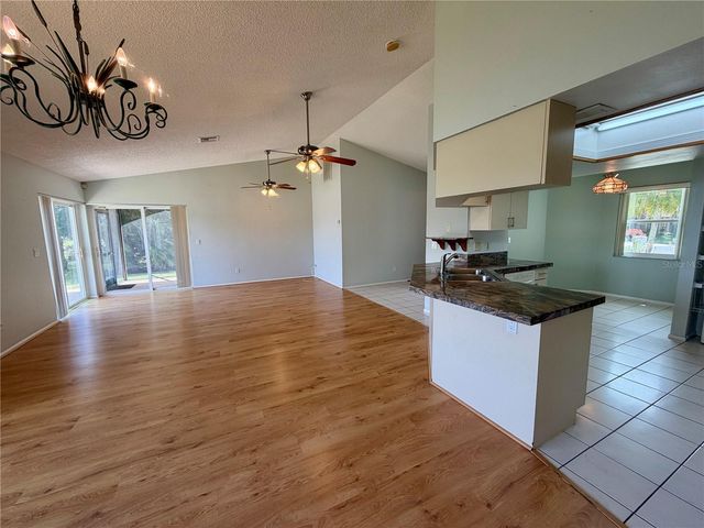 10201 36TH STREET N, Clearwater, FL 33762