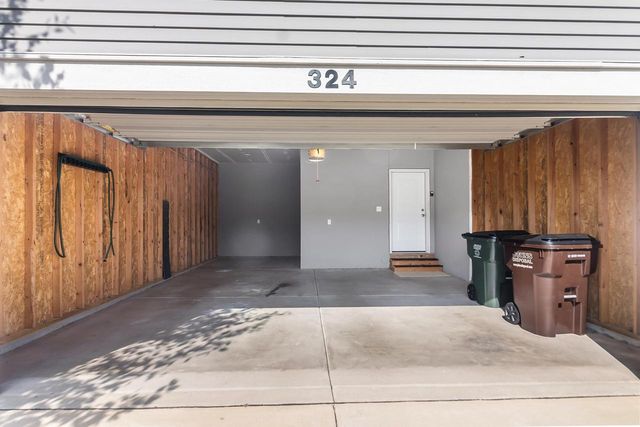 324 Gallant DRIVE, Lake Geneva, WI 53147