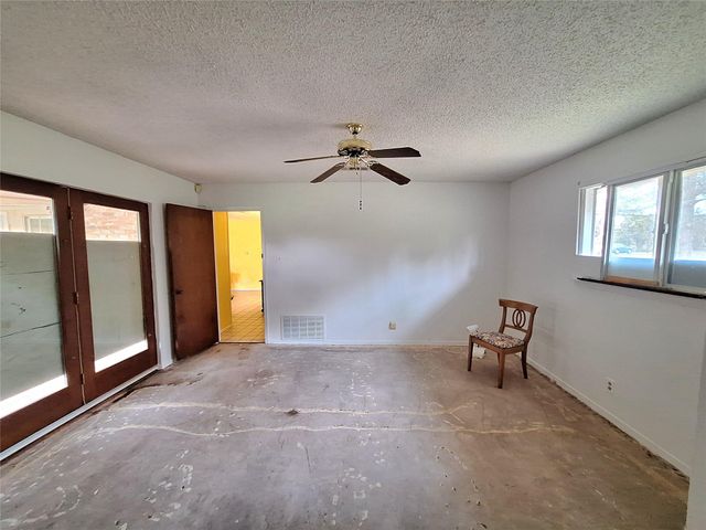 9011 Dorella LN, Austin, TX 78736