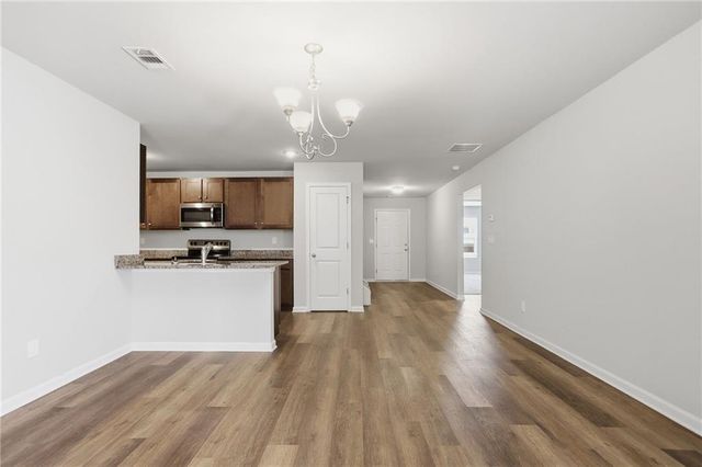 133 W Lexington Avenue, Griffin, GA 30223