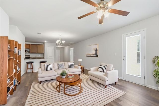 133 W Lexington Avenue, Griffin, GA 30223