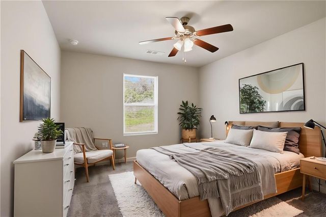 133 W Lexington Avenue, Griffin, GA 30223