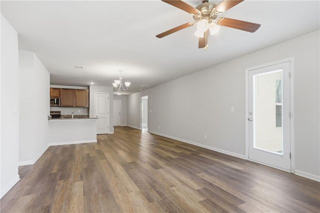 133 W Lexington Avenue, Griffin, GA 30223