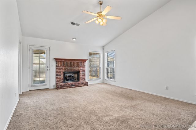 2204 E Princeton Street, Broken Arrow, OK 74012