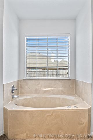 2204 E Princeton Street, Broken Arrow, OK 74012