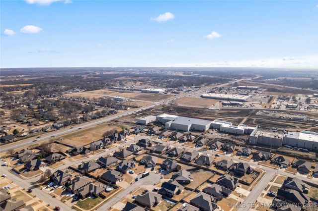 2204 E Princeton Street, Broken Arrow, OK 74012