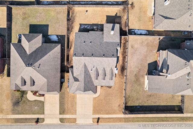 2204 E Princeton Street, Broken Arrow, OK 74012