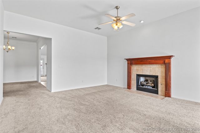 2204 E Princeton Street, Broken Arrow, OK 74012