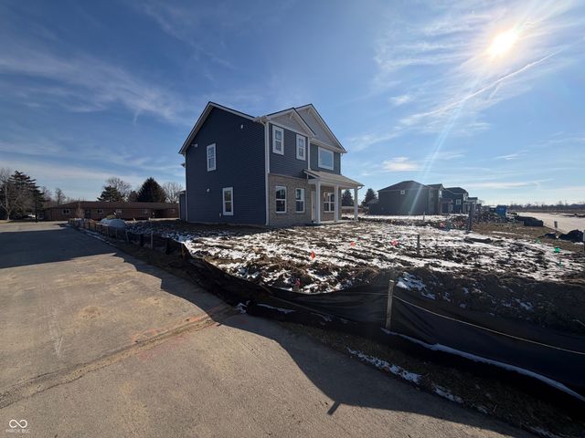 215 Springfield Crossing, Greenfield, IN 46140