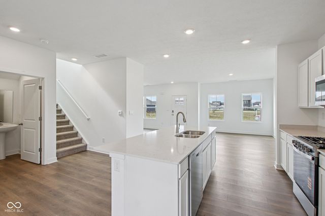 215 Springfield Crossing, Greenfield, IN 46140