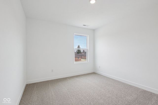 215 Springfield Crossing, Greenfield, IN 46140