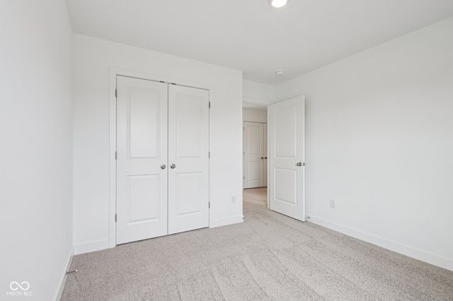 215 Springfield Crossing, Greenfield, IN 46140