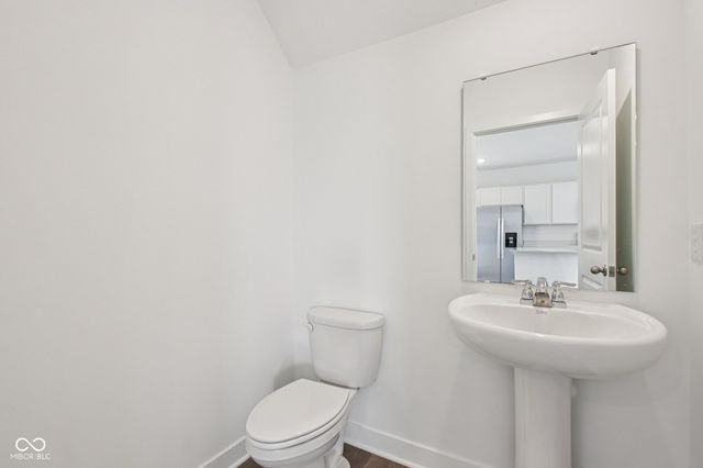 215 Springfield Crossing, Greenfield, IN 46140