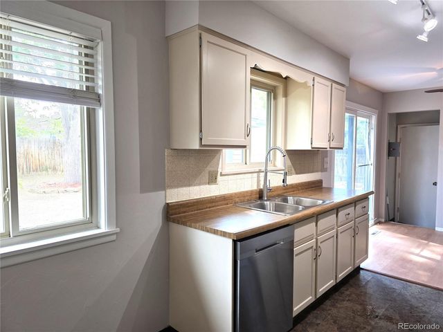 5915 Mercury Dr, Fort Collins, CO 80525