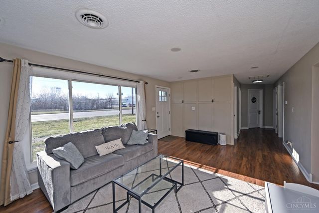 6510 St Rt 123, Franklin, OH 45005